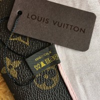 Платок Louis Vuitton Яркий Головокружительный Эксклюзив от Луи Виттон Шарф-Палантин-Шаль