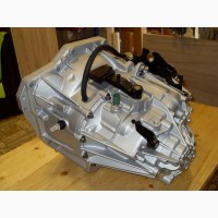 Коробка передач ( механика PF6012 ) на 2.5dci - RENAULT TRAFIC / OPEL VIVARO