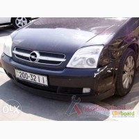 Капот на Opel V. C. 2006 года