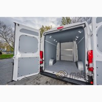 Переобладнання Peugeot Boxer у вантажопасажирський