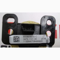 Кнопка открытия бардачка Tesla model X S REST 6008906-00-C 6008906-00-C SWI