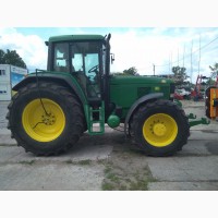 Трактор John Deere 6910