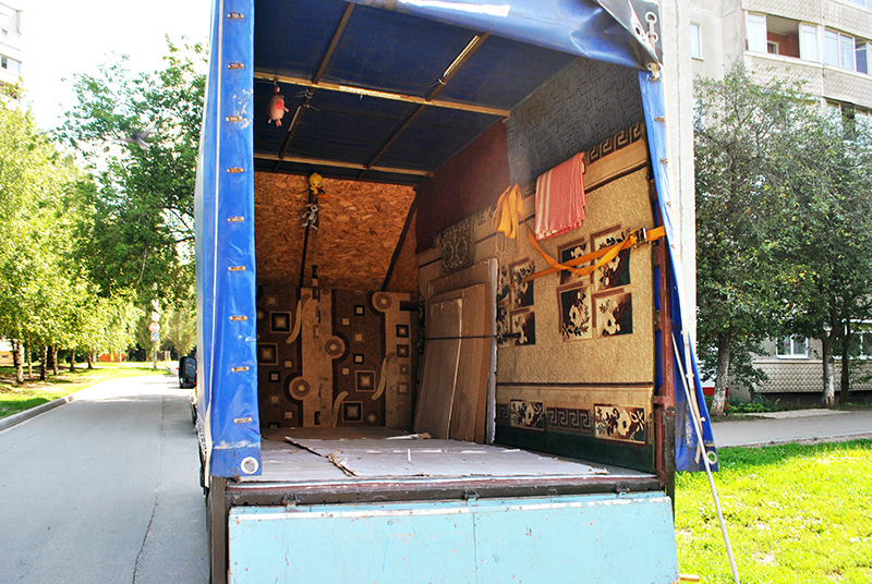 Фото 4. Перевозка грузов - мебели, вещей, техники и другого имущества по Харькову