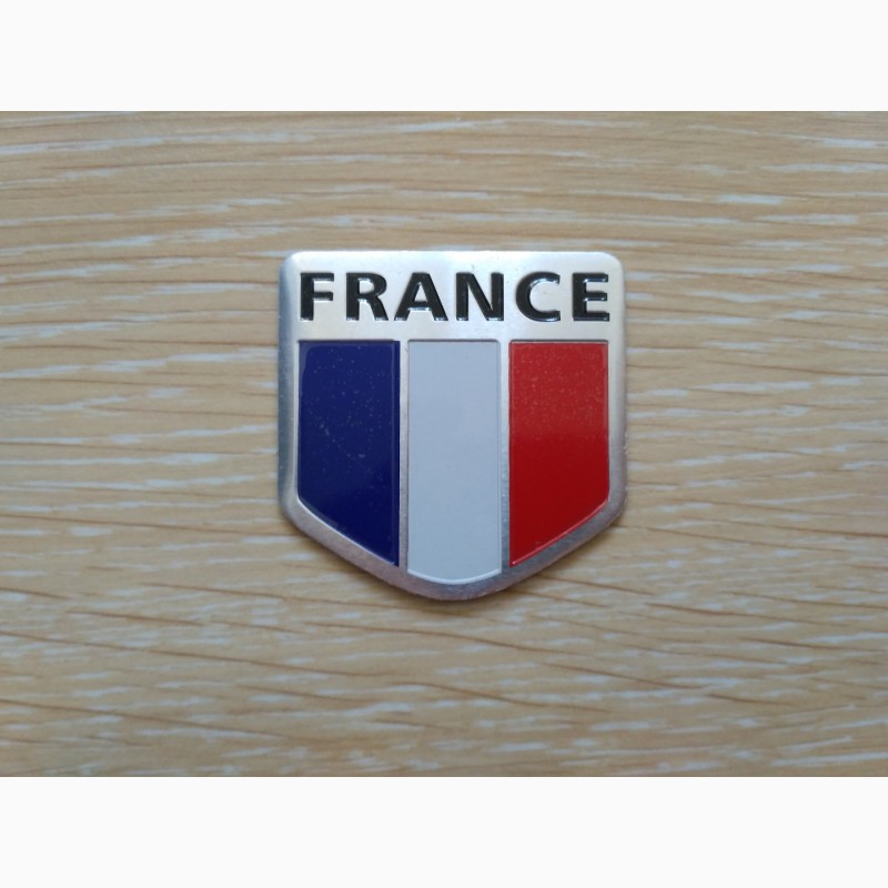 Фото 4. Наклейка на авто Флаг Франция номер 2