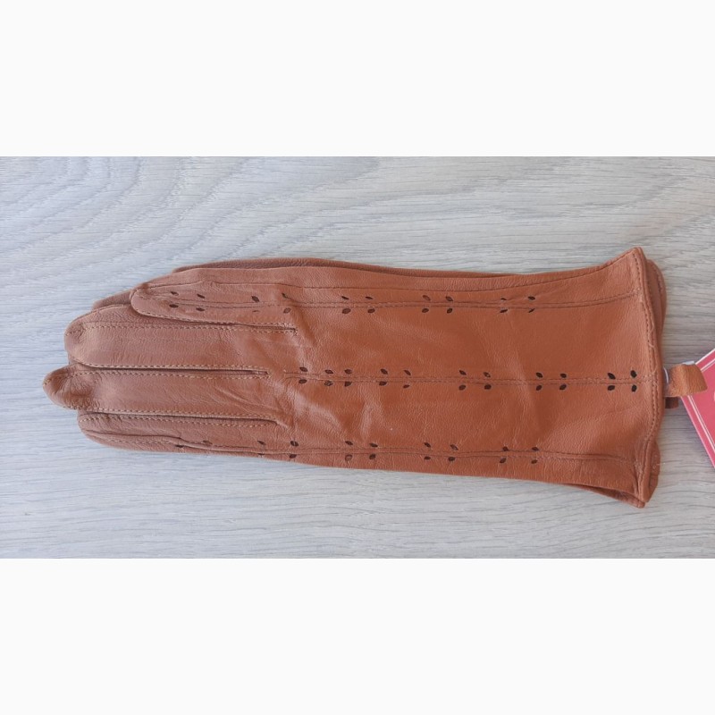 Фото 2. Женские кожаные перчатки (разного цвета, без подкладки)