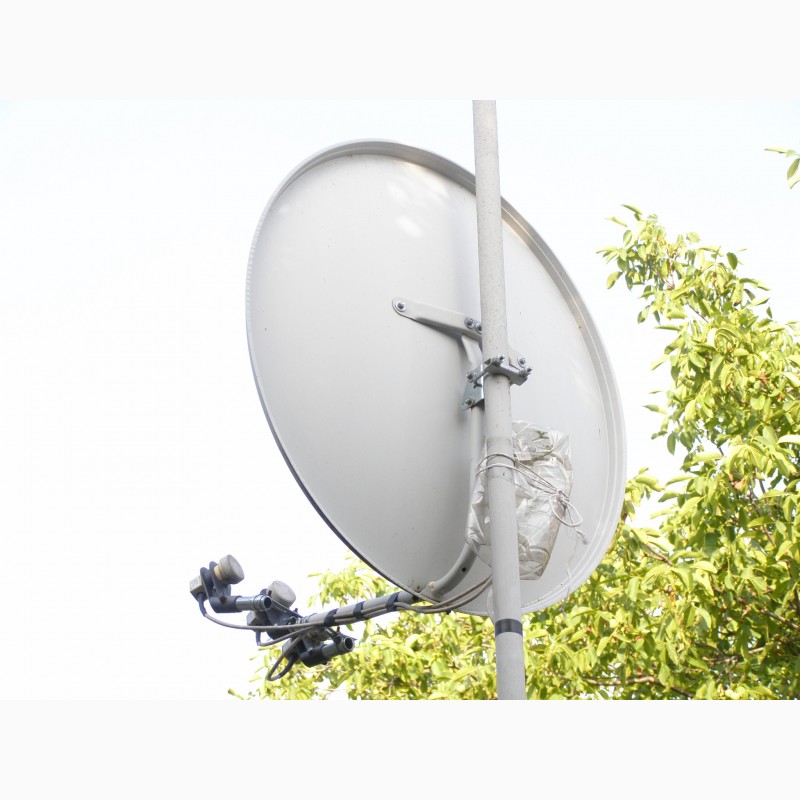 Фото 4. Спутниковая антенна тарелка *VARIANT* + TV кабель