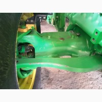 Трактор колісний John Deere 8335R