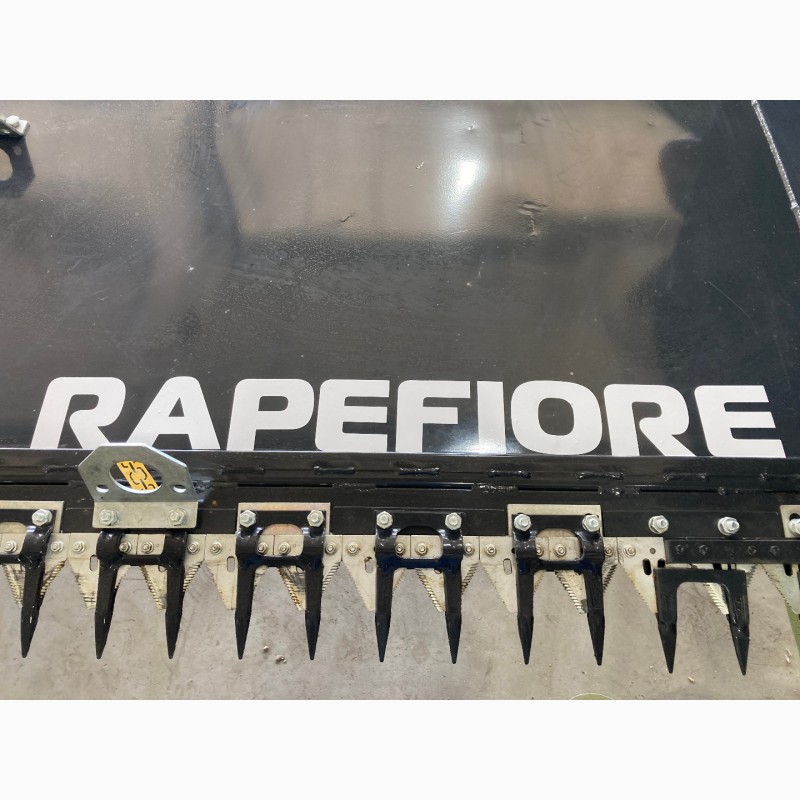 Фото 4. Ріпаковий стіл Sunfloro Rape Fiore з гідроприводом дільників 5-12м