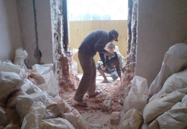 Фото 5. Демонтаж стен, пола, штукатурки, плитки, Вывоз стройму