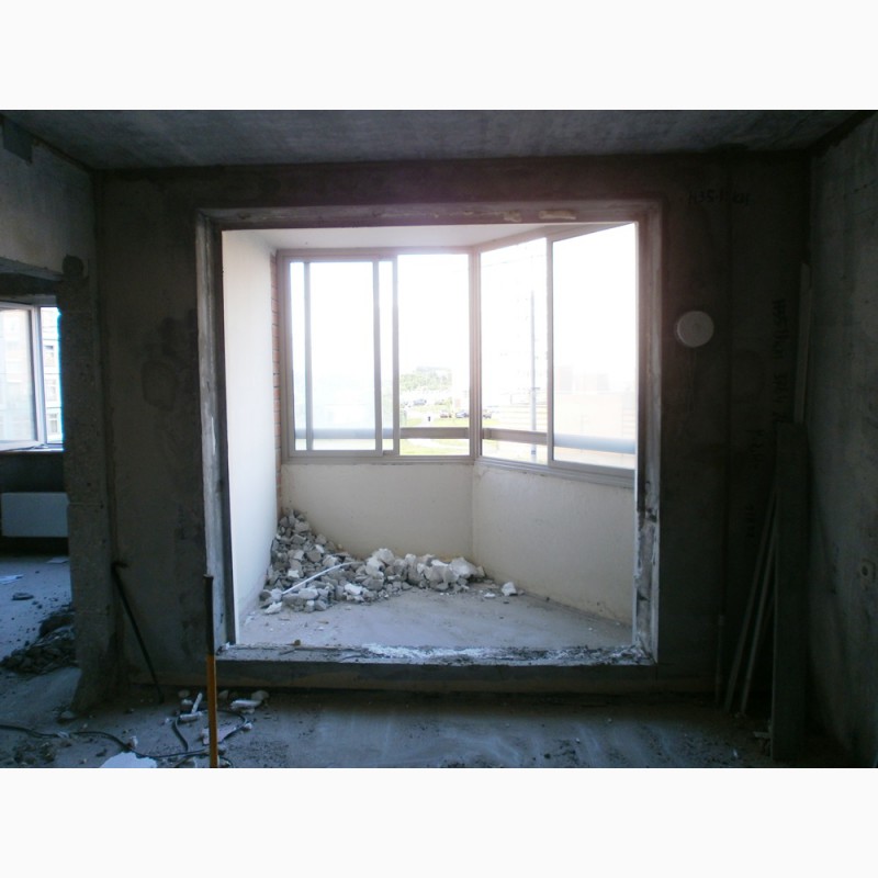 Фото 2. Демонтаж Балконного Блока