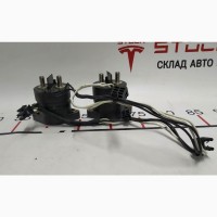 Контакторы основной батареи черные в комплекте Tesla model X S REST 1064696