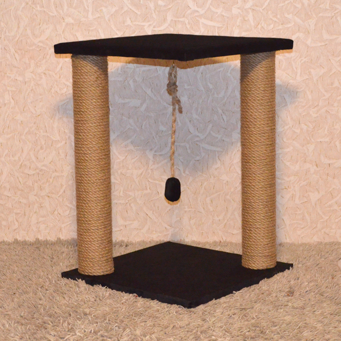 Фото 11. Когтеточка с двумя столбами и квадратной лежанкой