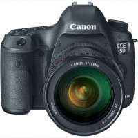 Цифрова дзеркальна цифрова дзеркальна камера Canon EOS 5D Mark III 22, 3 МП повнокадрова