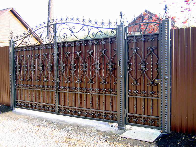 Фото 3. Металлические ворота и калитки в Кривом роге