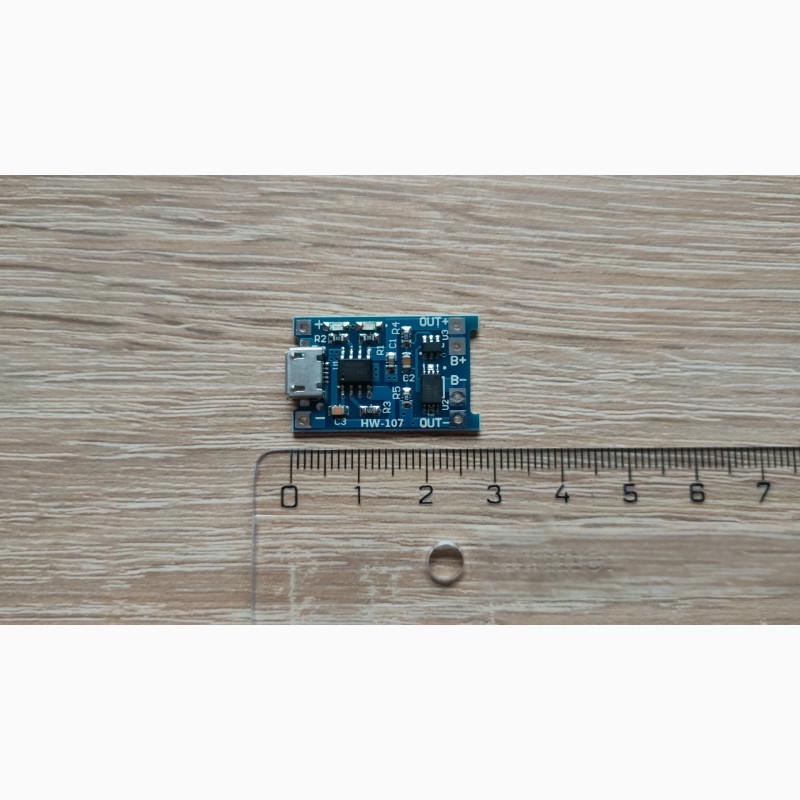 Фото 3. Контроллер заряда TP4056 Micro USB 1A 18650 для литиевых LI-ION аккумуляторов