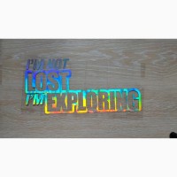 Наклейка на авто im not lost im exploring переводится Я не потерялся, я исследую